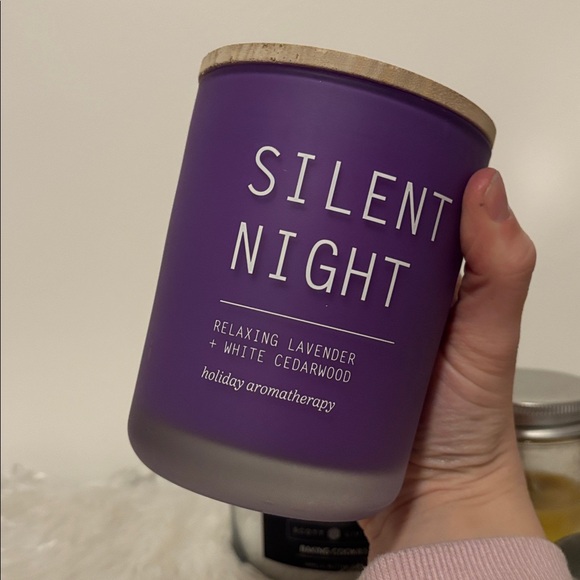 4 Candles ✨💜 - Bath & Body Works, Votivo, etc. - Picture 8 of 10